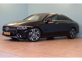 Mercedes-Benz CLA 180 Luxury Line Automaat | NAVI | 360-CAMERA | ADAP CRUISE | STOELVERW | AMBIENT-LIGHT |