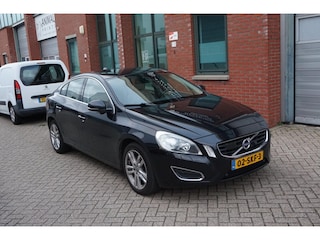 Volvo S60 2.0 D3 Summum Full Option !!