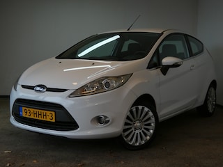 Ford Fiesta 1.25 Titanium Nwe APk airco