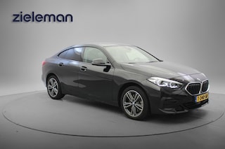 BMW 220i Automaat 178 PK - Carplay, Digitaal Cockpit, Navi, Leer, Cruise, Stoelverw.