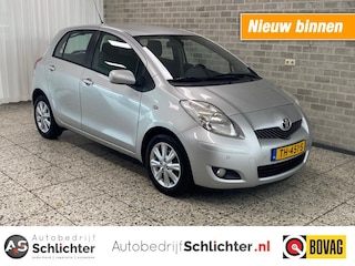 Toyota Yaris 1.3 Executive ECC/Navi/LM-Velgen/All-Seasonbanden
