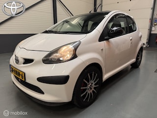 Toyota Aygo 1.0-12V Comfort Leer|Schuifdak|LM-velgen