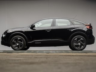 Citroën C4 1.2 Puretech Feel Pack (APPLE CARPLAY,NAVI,CAMERA,DIGITALE COCKPIT,SPORTSTOELEN,GETINT,PDC,LANE ASSIST,NETTESTAAT)