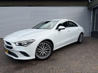 Mercedes-Benz CLA 200 Business Solution Luxury