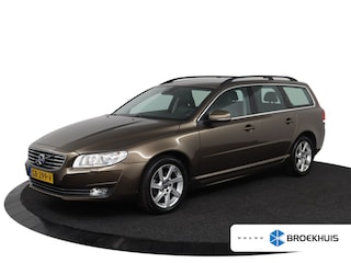 Volvo V70 1.6 T4 Nordic+ | Stoelverwarming | Lederen interieur | Afneembare trekhaak | Climate Control | High Performance Audio | Navigatie | Parkassist achter |