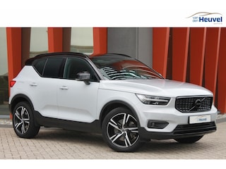 Volvo XC40 T5 Recharge R-Design | Parkeercamera | Stoelverwarming | Keyless | Glossy Black | 19 Inch