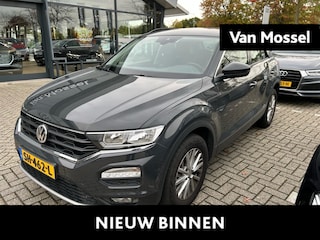 Volkswagen T-Roc 1.5 TSI Style Trekhaak | 16 Inch Velgen | Airco | Cruise control | Parkeersensoren |