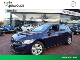 Volkswagen Golf 1.0 eTSI Life | AUTOMAAT | Parkeercamera | Adapt. Cruise |
