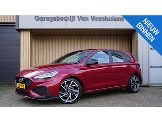 Hyundai i30 1.5 T-GDi 160pk N Line Navi LED 18inch LM Keyless Groot scherm A-Camera *Sunset Red Metallic* Unieke i30!