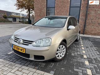 Volkswagen Golf 1.6 FSI Comfortline