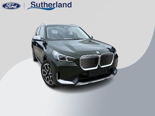 BMW iX1 eDrive20 67 kWh 204pk | X-Line | Travel Pack  | Innovation Pack | Adaptieve cruise controle | HiFi System Harman Kardon | Panoramadak | Head up Display