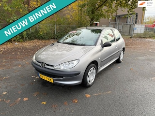 Peugeot 206 1.4 XR LEUKE AUTO MET ORG LAGE KM STAND