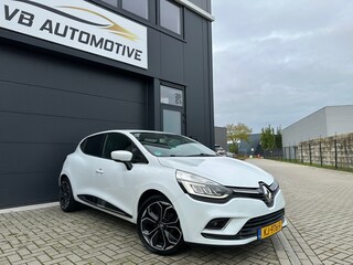 Renault Clio 1.2 TCe Intens | CRUISE | LED | BOSS | KEYLESS | LEER | NAVI | APK & Service Nieuw