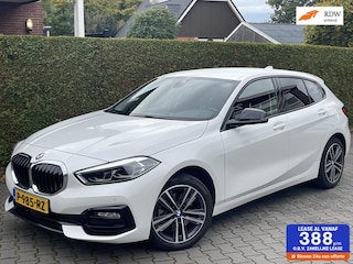 BMW 118i Automaat Sport Edition | SPORTSTOELEN | NAVIGATIE | PARKEERSENSOREN |