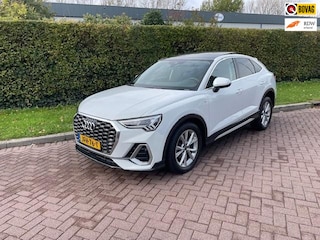 Audi Q3 35 TFSI S Edition Competition