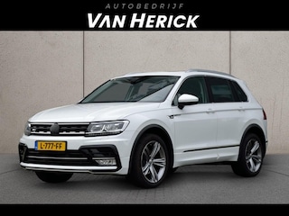 Volkswagen Tiguan 1.4 TSI 4Motion R-line | Schuifdak | Automaat | ACC | Stoelverwarming