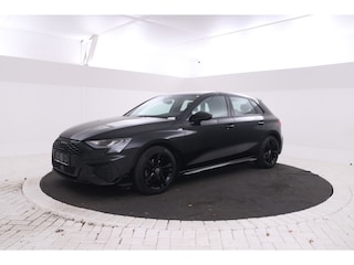 Audi A3 Sportback 30 TFSI S edition Automaat, Navigatie, Must see!