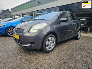 Toyota Yaris 1.3 VVTi Sol | 1E EIGENAAR | 12MND GARANTIE | NW KOPPELING | AIRCO