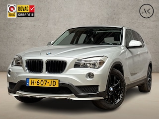 BMW X1 sDrive20i High Executive 184Pk Automaat (PANORAMADAK, NAVIGATIE, CLIMATE, CAMERA, CRUISE, SPORTSTOELEN, PARKEERSENSOREN, BLUETOOTH, NIEUWE APK, NIEUWSTAAT)