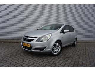 Opel Corsa 1.4-16V Airco / Navi / Cruise / Stoelverw. / Parkeers. / Elektr. ramen / Trekhaak