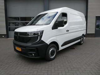 Renault Master T35 2.0 dCi 150 L2H2 Advance, Airco, Navigatie, Camera, PDC.