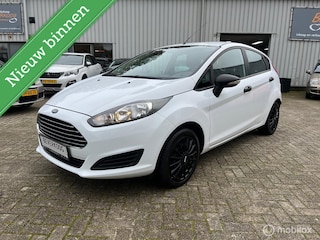 Ford Fiesta 1.25 / 82 pk Black & White Edition