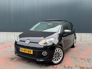 Volkswagen Up 1.0 high up! * Navi * Pano * Cruise * Leer * PDC * Goed Onderhouden *