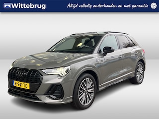 Audi Q3 35 TFSI S-line / Leder / Panorama dak / Zwenkbare trekhaak / Full Led Matrix /