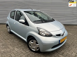 Toyota Aygo 1.0-12V +|Airco|5deurs|Nw APK|Elektrisch pakket|