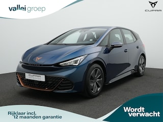 Cupra Born Business One 62 kWh 204 pk | Stuur-/stoelverwarming | Achteruitrijcamera | Navigatie | Adaptive Cruise