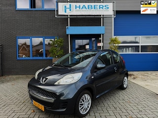 Peugeot 107 1.0-12V Urban Move 68PK|Origineel NL|Airco|Electrische Ramen|Toerenteller|Isofix|zuinig in verbruik|Radio|Isofix