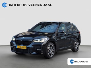 BMW X1 xDrive25e High Executive M-Sport | Pano | Leder | Trekhaak | Stoelverwarming