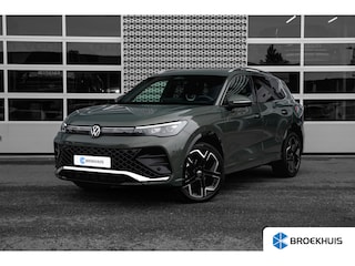 Volkswagen Tiguan 1.5 eTSI R-Line Business l Harman / Kardon Audio l 360gr Camera l Dodehoeksensor l Matrix IQ Light l Head up Display l Camera l 20" R-Line velgen l Stoel en Stuurverwarming l Stoelmassage l