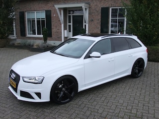 Audi A4 A4 Avant 4.2 FSI quattro , Schaalstoelen , Carbon, Panorama/schuifdak , Keyless go , Led enz. Zeer complete uitgevoerd
