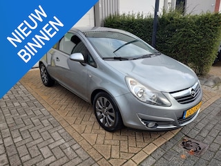 Opel Corsa 1.2-16V '111' Edition Cruise-Control Airco Nieuwe APK
