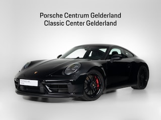 Porsche 911 Carrera 4 GTS