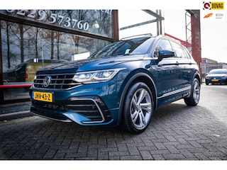 Volkswagen Tiguan R-line 1.5 TSI 150pk Elegance | LED verl. | Panoramadak | Leder | Memory | Camera | Navigatie| Stoelverwarming