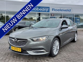 Opel Insignia Sports Tourer 1.6 Turbo 200pk Automaat Business Executive | Navi | Apple Carplay+Android Auto | Clima | Cruise | Keyless Entry | Pdc V+A+Camera | Rijstrook+Licht+Regensensor | 18''lm | Trekhaak