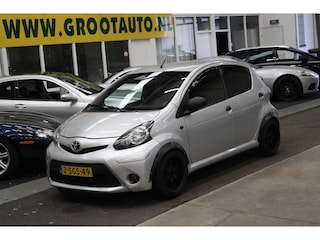 Toyota Aygo 1.0 VVT-i Now 5 Deurs, Airco, Stuurbekrachtiging