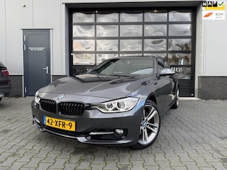 BMW 328i Executive Dealer onderhouden VOL optie's