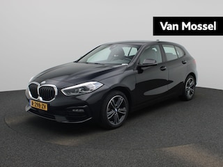 BMW 118i Introduction Edition | Navigatie | Parkeersensoren | Climate Control | Cruise Control |