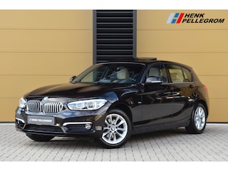 BMW 118i Executive * Sportstoelen * Leder * Schuifdak * LED * Harman Kardon *
