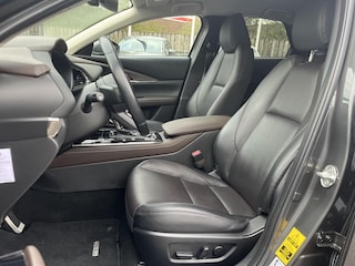 Mazda CX-30 2.0 e-SkyActiv-X M Hybrid Luxury | Automaat | i-Activesense Pack | Trekhaak |