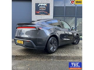 Tesla Model Y Long Range RWD