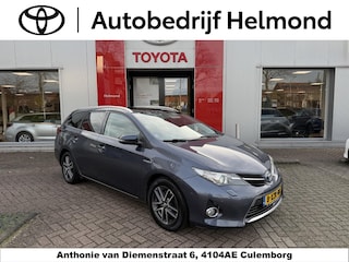 Toyota Auris Touring Sports 1.8 Hybrid Lease Plus