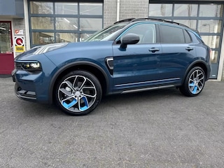 Lynk & Co 01 1.5 PLUG IN HYBRID | ZWARTE HEMEL | 360 CAMERA |