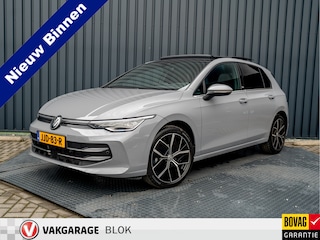 Volkswagen Golf 1.5 eTSI 50 Edition | Panodak | Head Up | Stoelgeheugen | Trekhaak Elk. Wegkl. | Harman/ Kardon | Prijs Rijklaar!!