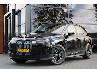 BMW iX xDrive40 Business Edition Plus 77kWh | Head-up | Camera