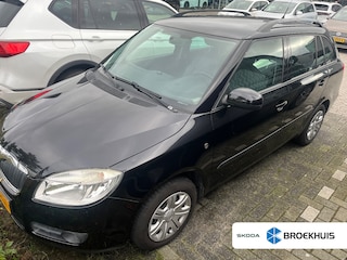 Skoda Fabia Combi 1.4-16V Tour 85 pk | Buitenspiegels elektrisch verstel- en verwarmbaar | Cruise control | Electronic climate controle