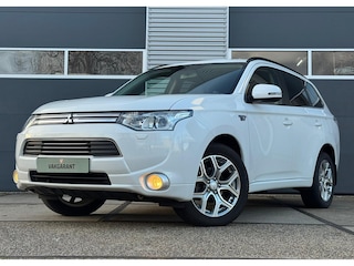 Mitsubishi Outlander 2.0 PHEV Executive Edition |Trekhaak |Camera |Stoelverw. |Cruise Control
